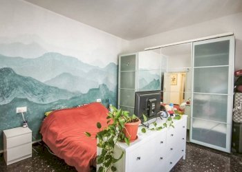 Camera da letto - Three-room apartment via Pasquale Berghini, Genova (neighborhood Marassi) - photo 15