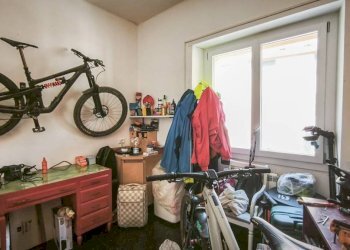 Camera da letto - Three-room apartment via Pasquale Berghini, Genova (neighborhood Marassi) - photo 18