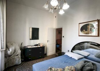 Camera da letto - Bilocale via Piacenza, Genova (zona Molassana) - foto 7