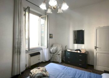 Camera da letto - Bilocale via Piacenza, Genova (zona Molassana) - foto 10
