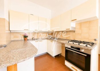 Cucina - Appartamento via Bragarina, La Spezia - foto 4