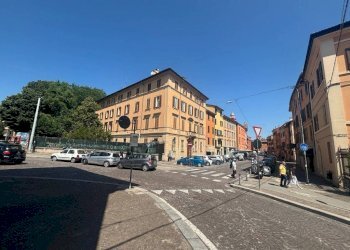 Zona - Appartamento via Castiglione, 79A, Bologna (zona Centro Storico) - foto 2