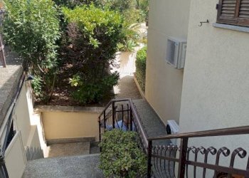 Cortile interno - Attic strada Tiro a Volo, 2, Sanremo - photo 20