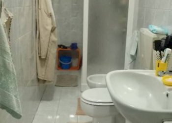 Bagno - Appartamento via Roma, 61, Perosa Argentina - foto 12