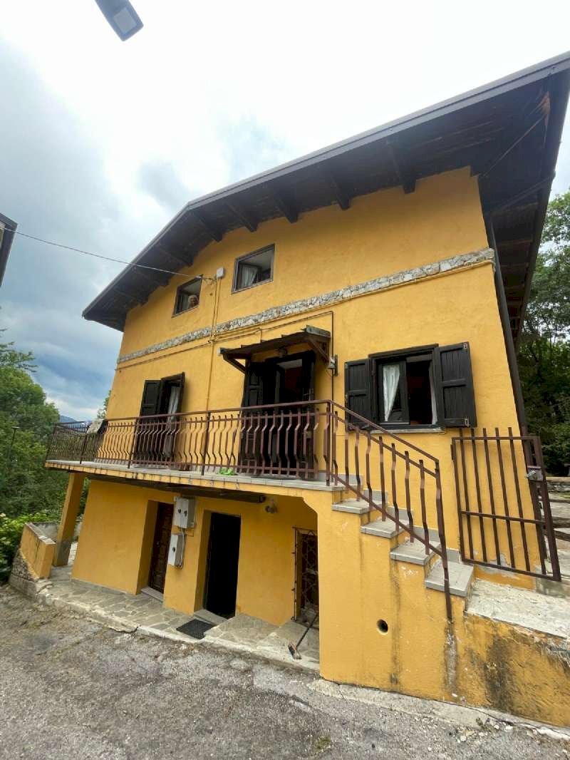 ESTERNO - Portion of a house VIA DELLE MANERE, Roburent - photo 2