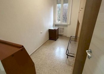 Camera da letto - Appartamento via Luca della Robbia, 10, Bologna (zona Massarenti) - foto 7