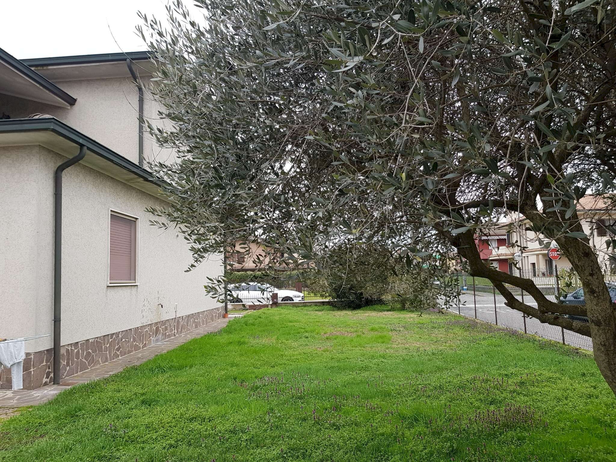 giardino - Four-room apartment via De Gasperi, Bagnolo Cremasco - photo 1