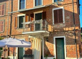 Facciata - Villa Castelnuovo Belbo - foto 1