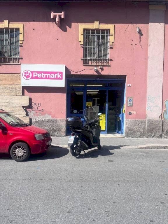 Facciata - Negozio via dei Costo, Genova (zona Sestri Ponente) - foto 1
