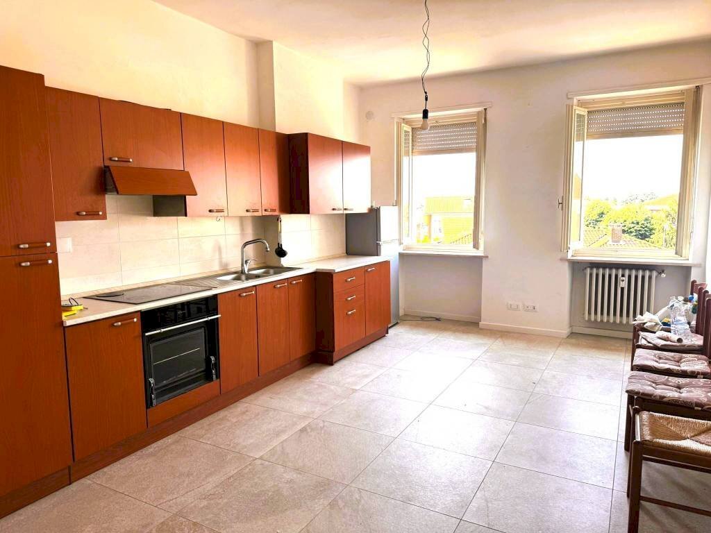 Cucina - Appartamento via Bussolette, 14, Cambiano - foto 2