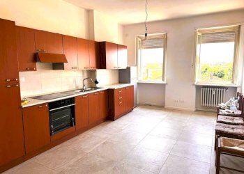 Cucina - Appartamento via Bussolette, 14, Cambiano - foto 2