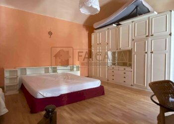 Camera da letto - Appartamento via Luigi Cibrario, 3, Torino (zona San Donato) - foto 2
