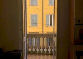 Balcone - Quadrilocale via Emilia Centro, Modena (zona Centro Storico) - foto 3