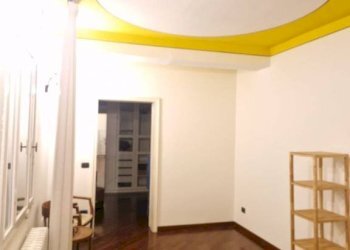 Stanza non arredata - Four-room apartment via Emilia Centro, Modena (neighborhood Centro Storico) - photo 7