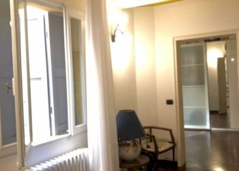 Vista - Four-room apartment via Emilia Centro, Modena (neighborhood Centro Storico) - photo 13