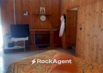 Camera da letto - Two-room apartment via Cangiani, 38, Boscoreale - photo 16