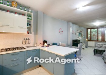 Cucina - Trilocale via Sperandio Tullio, 19, Guidonia Montecelio - foto 7