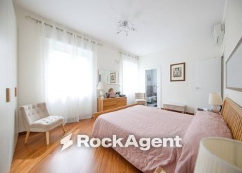 Camera da letto - Three-room apartment via Santa Maria Assunta di Nervi, Genova (neighborhood Quarto) - photo 26