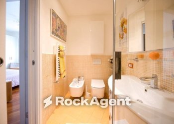Bagno - Three-room apartment via Santa Maria Assunta di Nervi, Genova (neighborhood Quarto) - photo 32