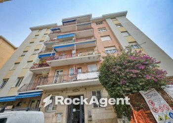 Facciata - Three-room apartment via Santa Maria Assunta di Nervi, Genova (neighborhood Quarto) - photo 38