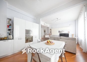 Cucina - Trilocale via Santa Maria Assunta di Nervi, Genova (zona Quarto) - foto 9