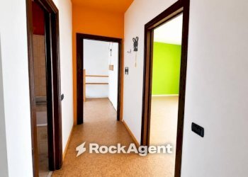 Corridoio - Casa indipendente vicolo Magenta, 3, Scandolara Ripa d'Oglio - foto 5