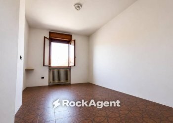 Camera da letto - Casa indipendente vicolo Magenta, 3, Scandolara Ripa d'Oglio - foto 10