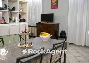 Salone - One-room apartment corso Principe Oddone, 50, Torino (neighborhood Aurora) - photo 2
