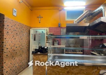 Interno non residenziale - Negozio via Pasquale Vitiello, 99, Scafati - foto 5