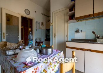 Cucina - Quadrilocale via Madonna dei Cieli 40/a, Catanzaro - foto 4