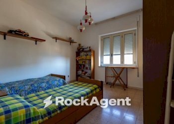 Camera da letto - Quadrilocale via Madonna dei Cieli 40/a, Catanzaro - foto 23