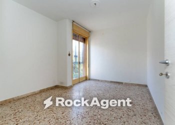 Camera da letto - Appartamento via del Canalicchio, 3, Tremestieri Etneo - foto 19