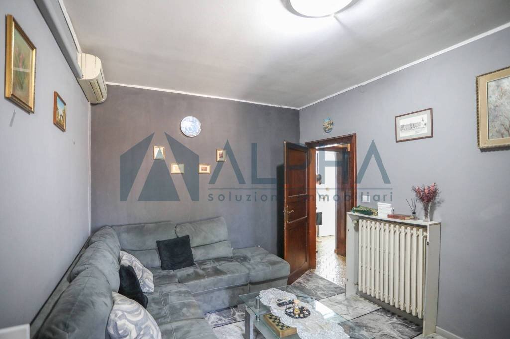 Salone - Three-room apartment via Eugenio Valzania, Forlì - photo 3