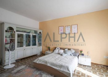 Camera da letto - Three-room apartment via Eugenio Valzania, Forlì - photo 15
