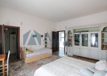 Camera da letto - Three-room apartment via Eugenio Valzania, Forlì - photo 16