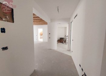 Corridoio - Trilocale via San Francesco d'Assisi, 40, Trieste - foto 12