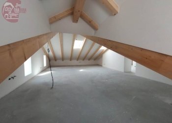 Stanza non arredata - Attico via San Francesco d'Assisi, 40, Trieste - foto 16