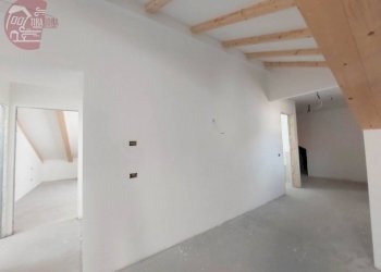 Stanza non arredata - Attico via San Francesco d'Assisi, 40, Trieste - foto 32