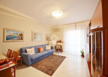 Three-room apartment via Adda, Cernusco sul Naviglio - photo 2