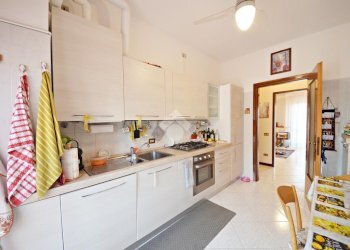 Three-room apartment via Adda, Cernusco sul Naviglio - photo 12