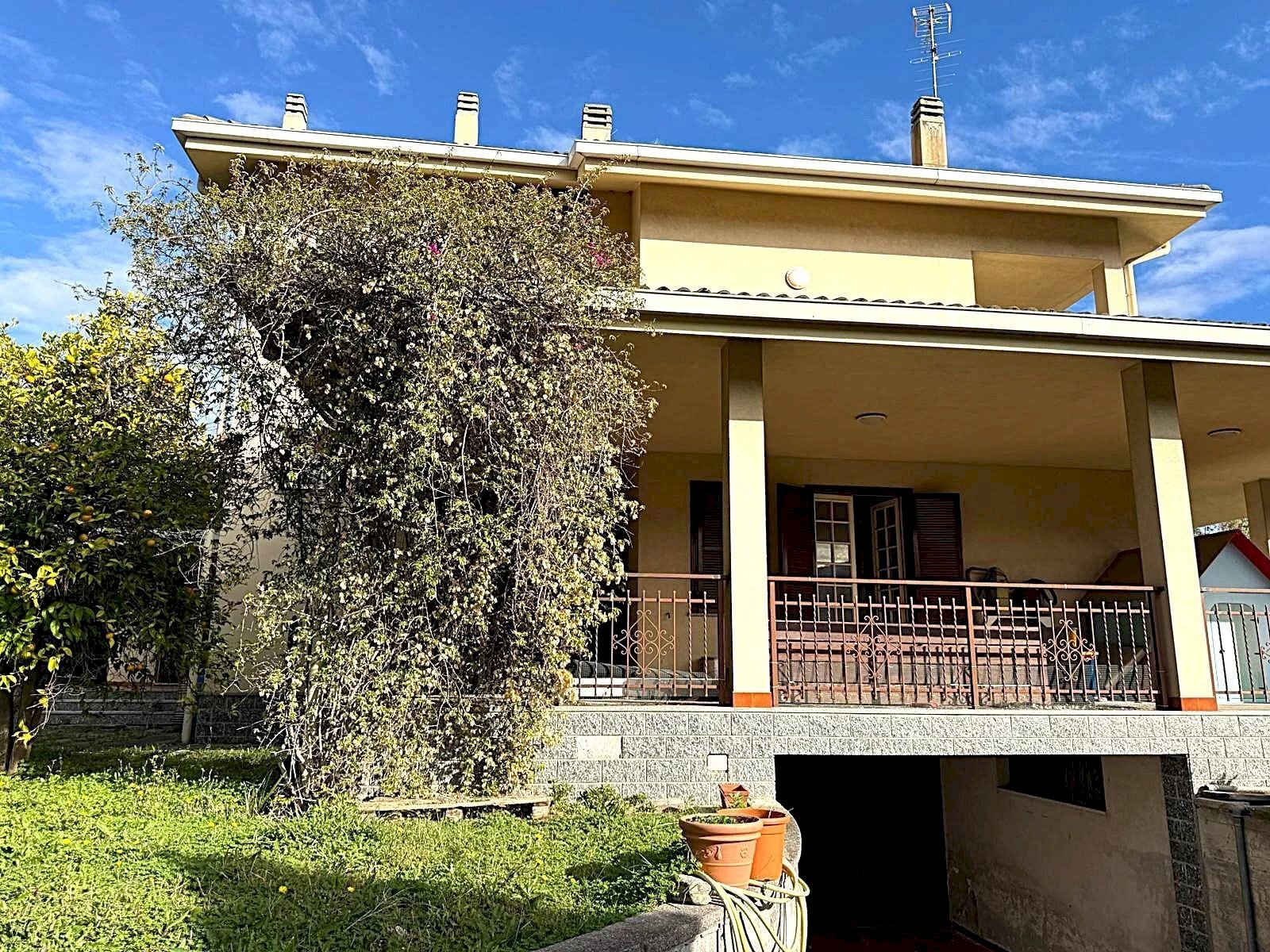 Villa Viale Silvio Amico, Loano - photo 2