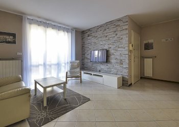Two-room apartment Monteverdi, 7, Desio - photo 1