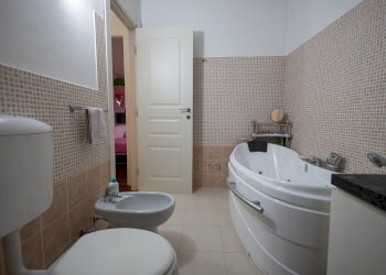 Three-room apartment Cantù, 25, Parabiago - photo 30