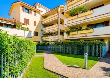 One-room apartment VIA MONTE SAN MICHELE, 55A, Concorezzo - photo 1