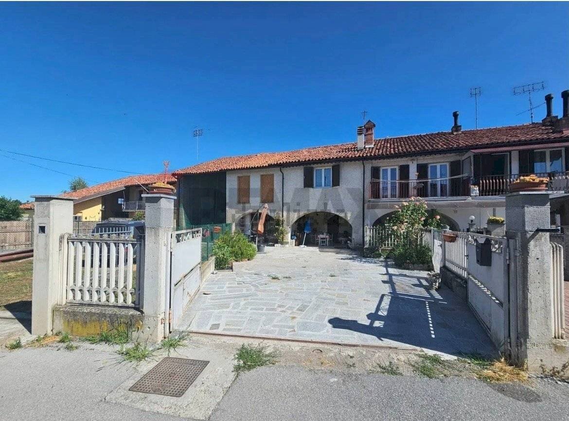 Villa Bifamiliare Via Prato Salice, Pianfei - foto 1