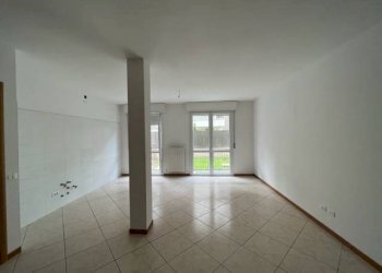 Trilocale via Monsignor Egidio Bignamini, Treviglio - foto 11