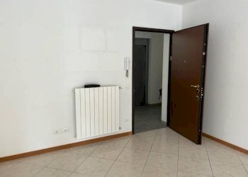Trilocale via Monsignor Egidio Bignamini, Treviglio - foto 31