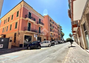 Trilocale Via Don Boselli, Alassio - foto 1