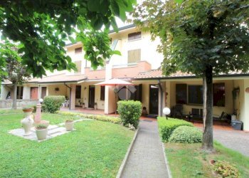 Villa a Schiera Via filippo turati, Bagnolo in Piano - foto 2