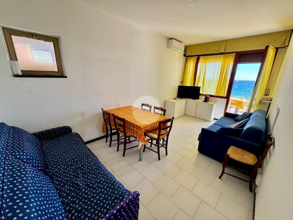 Two-room apartment Lungomare C. Colombo, Deiva Marina - photo 3